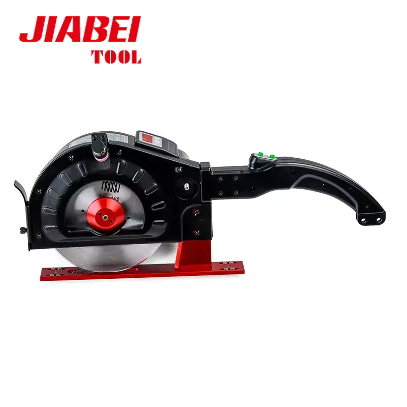 Hvordan forbedrer en skæremaskine i tykt materiale effektiviteten i svære skæreapplikationer